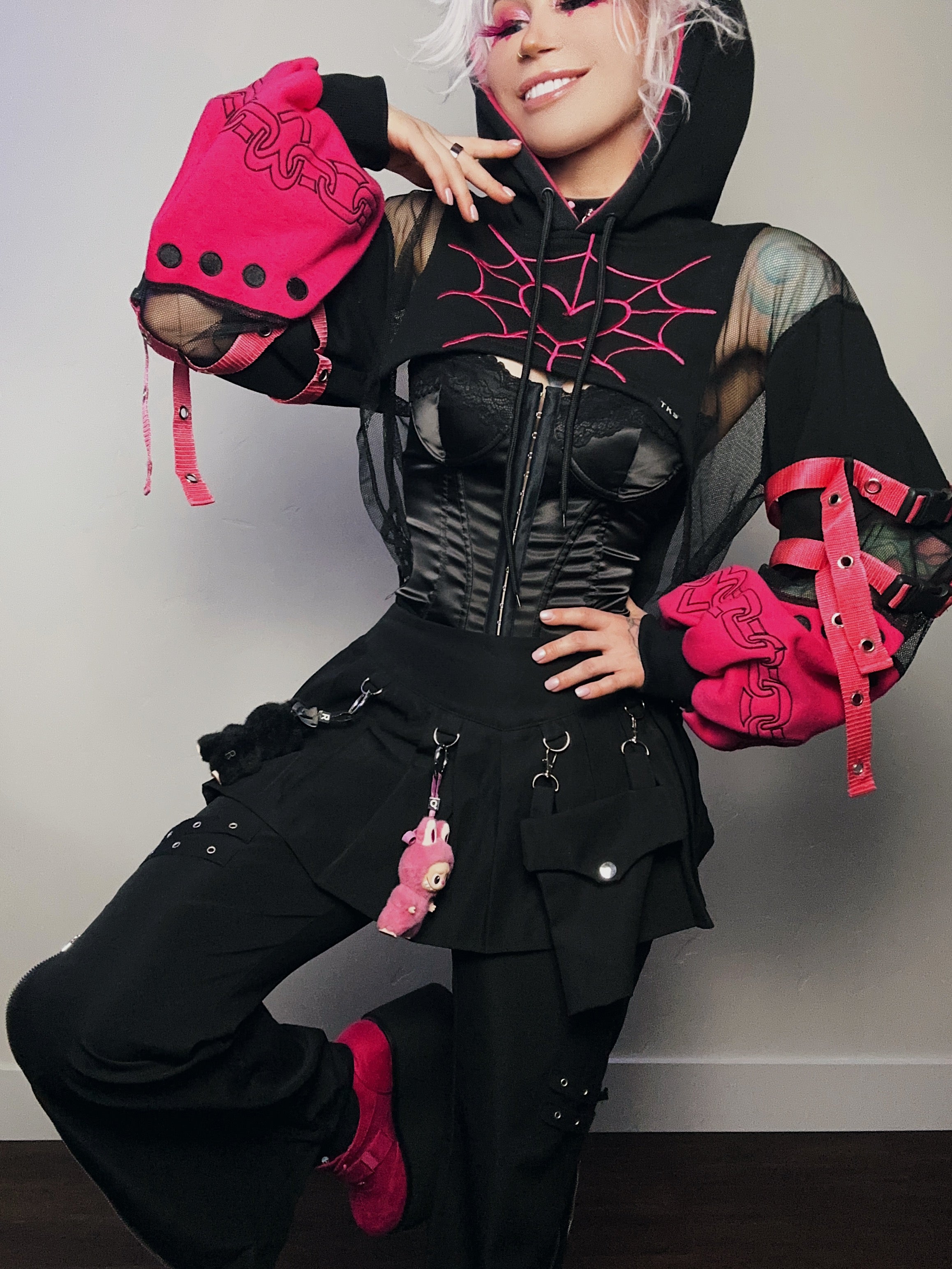 (PRE-ORDER) Poison 2.0 Shruggie