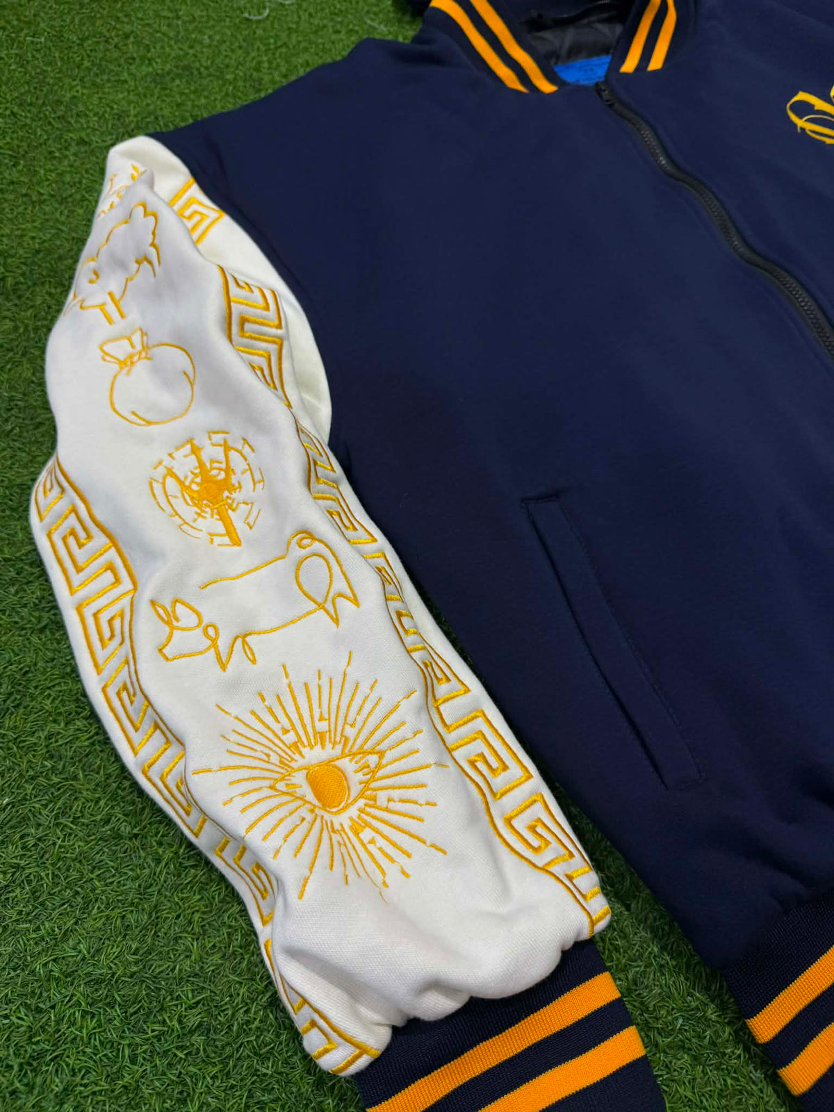 (READY TO SHIP)The Odyssey Journey Jacket