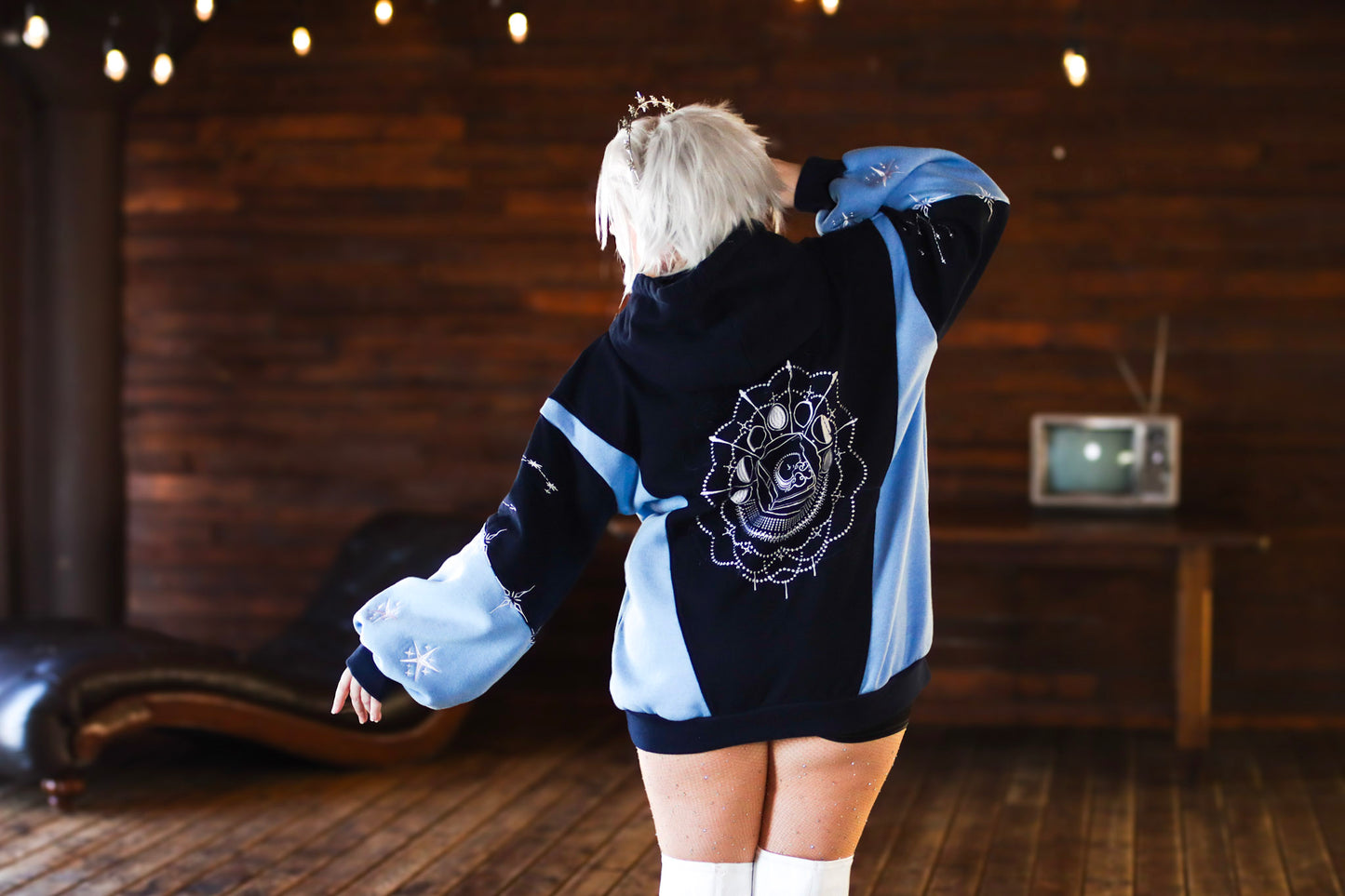 (PRE-ORDER) Lord of the Stars Oversized Hoodie