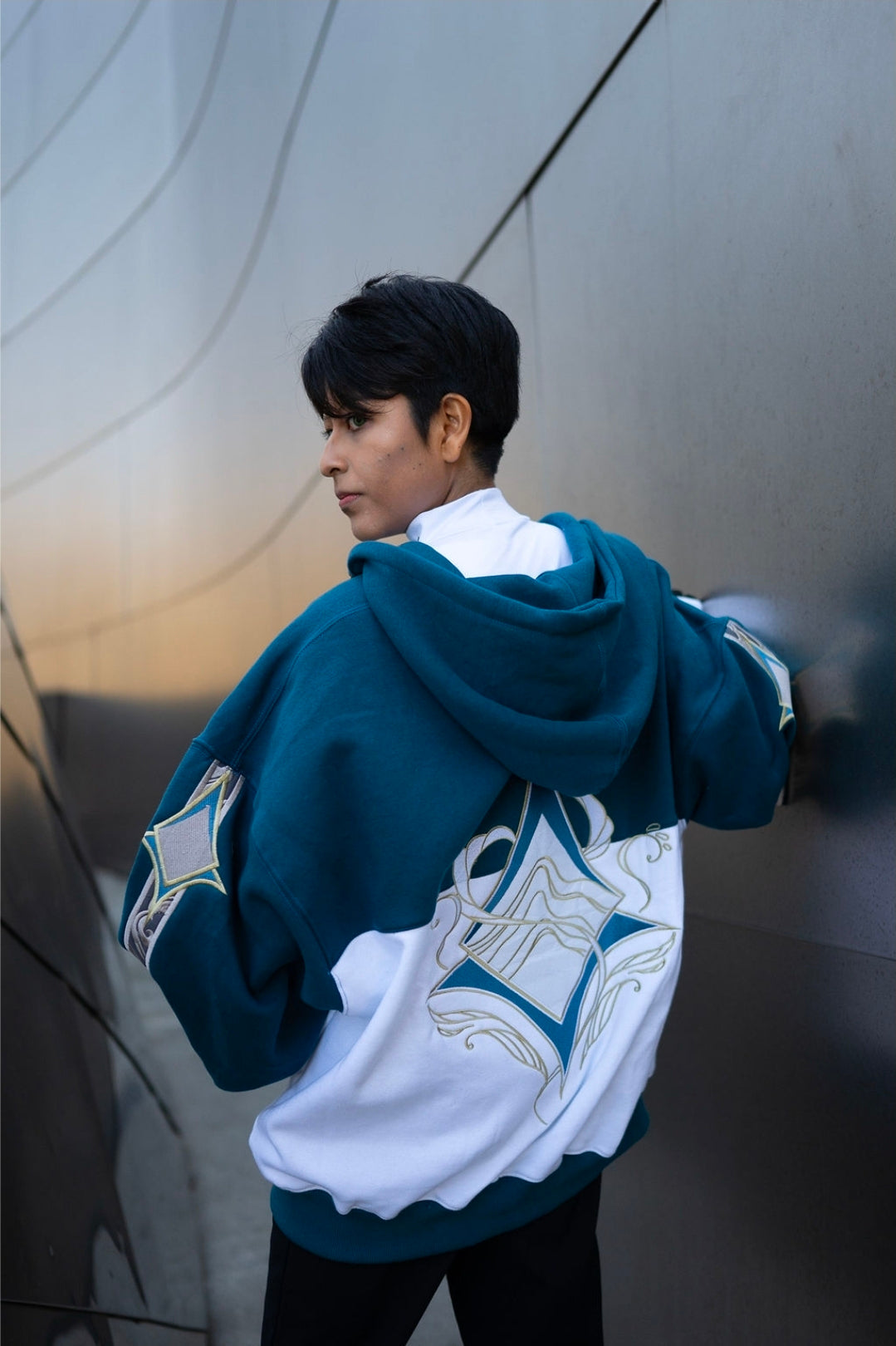 (PRE-ORDER) The Knight Oversized Zip Hoodie